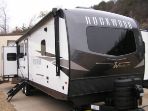 ’24 Rockwood Ultra-Lite RLT2908RL